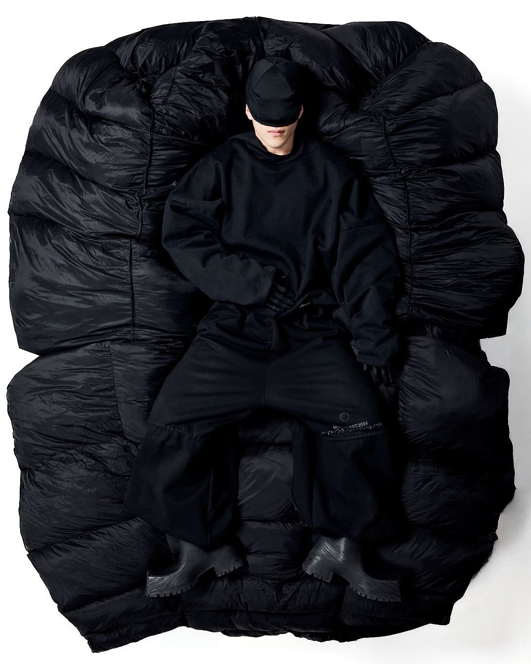 NOOON EMBOSSED HOODIE