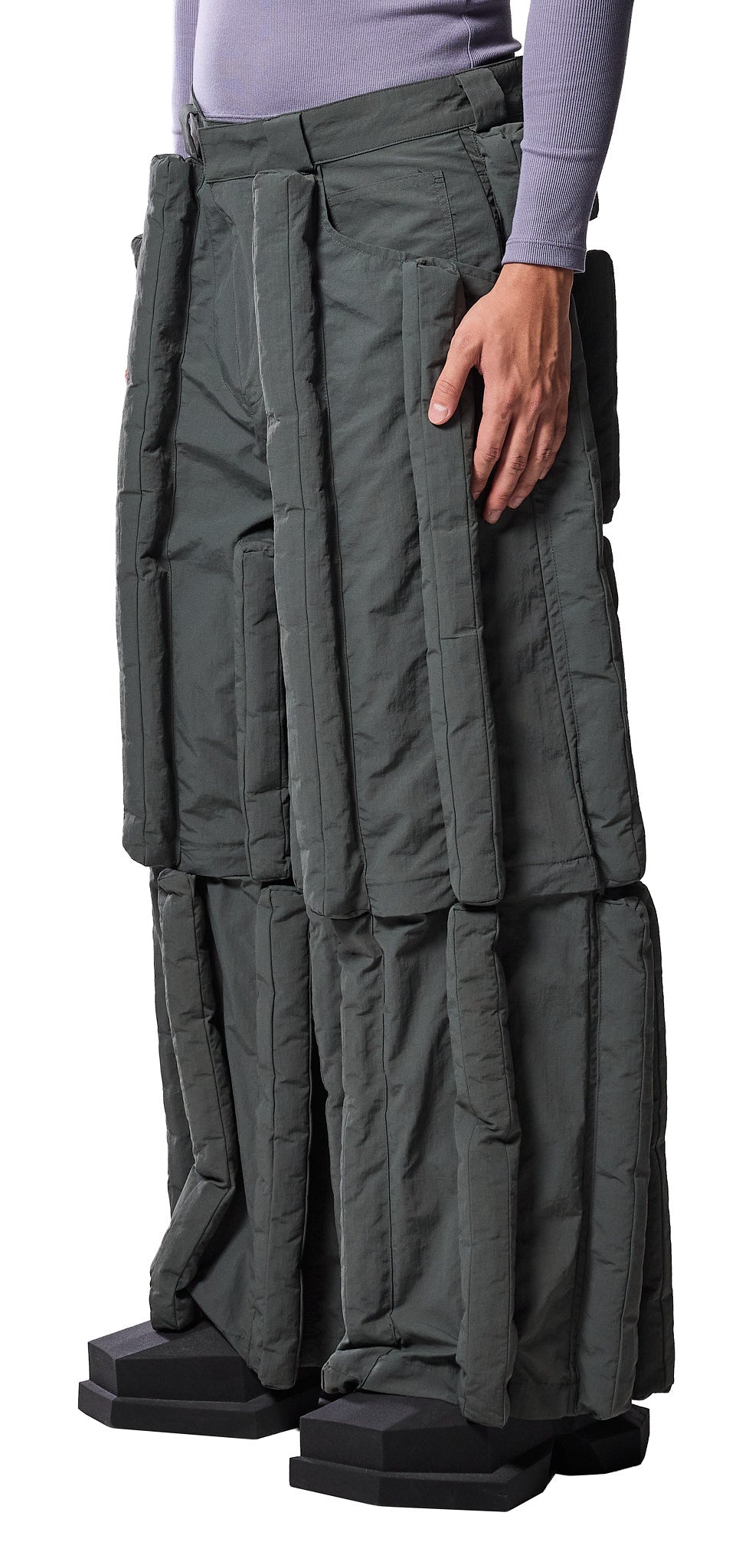 NOOON EXTRUSION PANTS