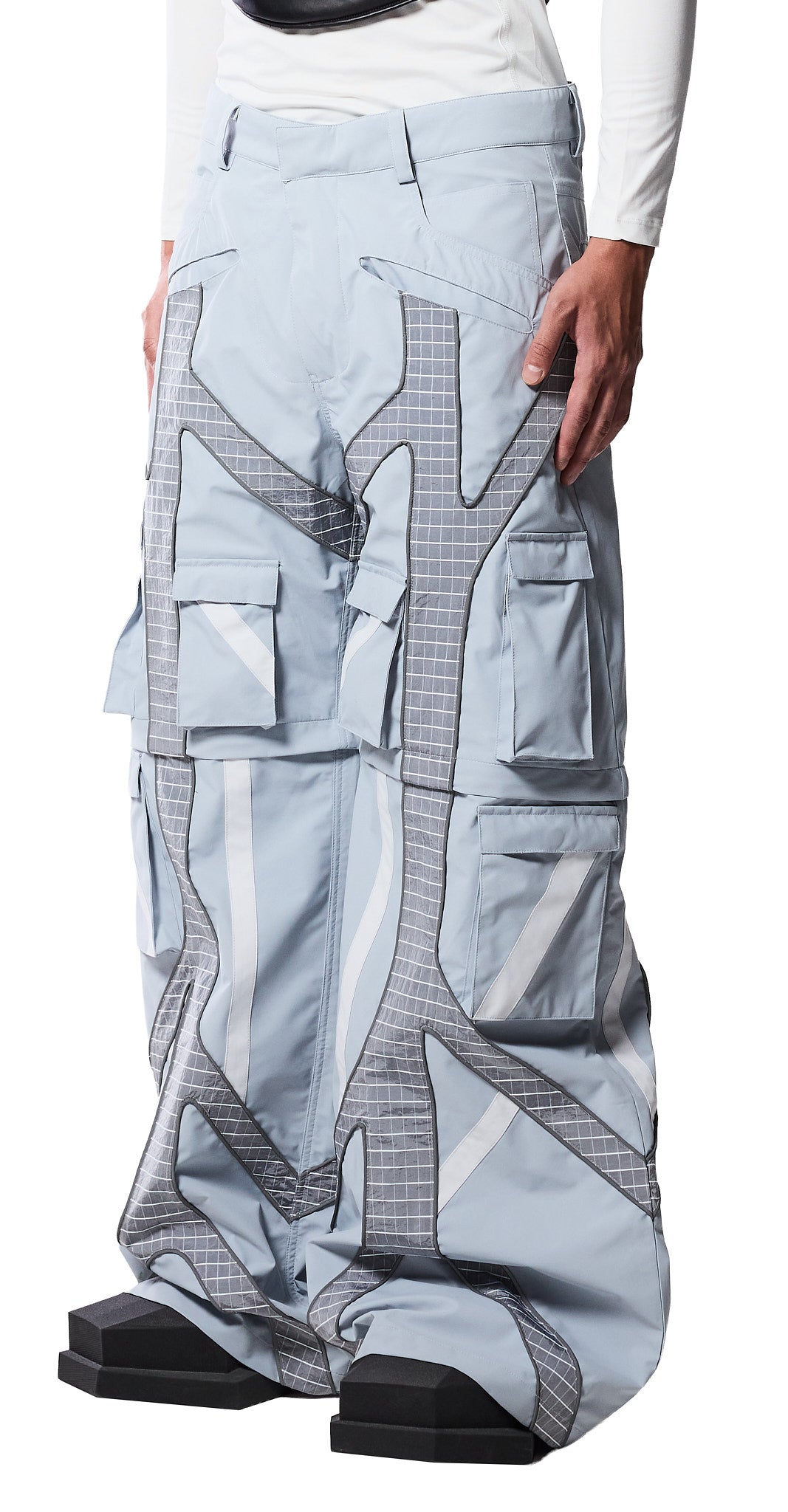NOOON Circuit Cargo Pants — look 3 detail